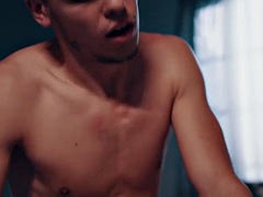 Anaal, Grote lul, Pijpbeurt, Zoenen, Shemale, Mager, Slet