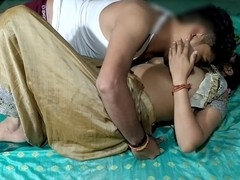 18 ans, Anal, Première fois, Petite amie, Embrassement, Orgie, Petite femme, Jarretelles