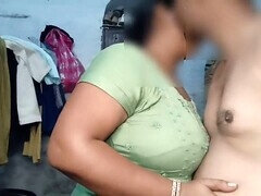 18 años, Anal, Beso negro, Tía, Gorda, Semen en la boca, Penetracion con dedos, Indio