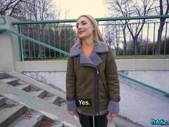 Amateur, Blonde, Sucer une bite, Gorge profonde, Seins naturels, Pov, Public, Russe