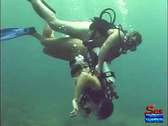 美女, デカパイ, 手コキする, ハードコア, 公共, オッパイの, 水中