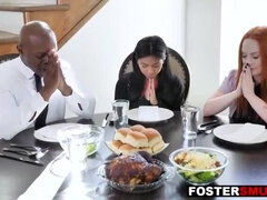 Grosser schwanz, Schwarz, Blasen, Milf, Taboo, Jungendliche (18+), Flotter dreier, Jungfrau