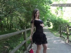 18 años, Amateur, Entrevista, Linda, Hd, Tetas naturales, Al aire libre, Juguetes