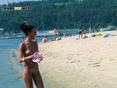 18 jaar, Schattig, Enthousiasteling, Strand, Nudist, Openbaar