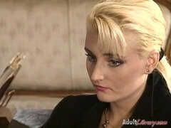 Anaal, Blond, Dubbele penetratie, Ondergoed, Orgie, Oud