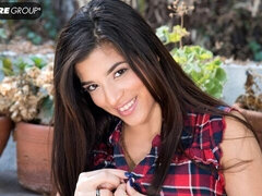 18 jaar, Grote kont, Grote mammen, Vingeren, Masturbatie, Mager, Alleen, Tiener