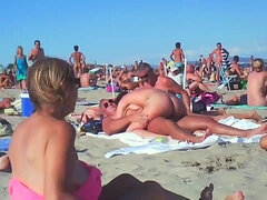 Plage, Sucer une bite, Couple, Tir de sperme, Groupe, Interracial, Masturbation, Mature