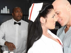 Grosser arsch, Grosser schwanz, Blasen, Braunhaarige, Hundestellung, Milf, Krankenschwester