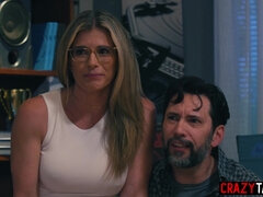 Big breast teenage says hello with open legs