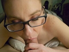 Amerikanisch, Blasen, Handjob, Milf, Nippel, Ablutschen