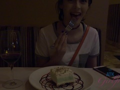 Любители, Ванна, Черные, Эмо, От первого лица, Киски, Тощие, Юбки