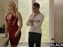 Американки, Большой член, Большие сиськи, Минет, Измена, Кончили внутрь, Глубокая глотка, Сиськи