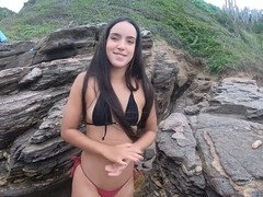 18 ans, Plage, Gros cul, Brésilienne, Fille latino, Petite femme, Maigrichonne, Nénés