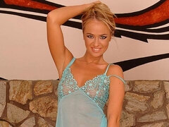 Grosser arsch, Dildo, Fingern, Masturbation, Rasiert, Solo, Entkleiden, Spielzeuge