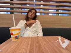 Bruinharig, Rondborstig, Schattig, Tsjechisch, Vrouw, Natuurlijk, Tepels, Buiten