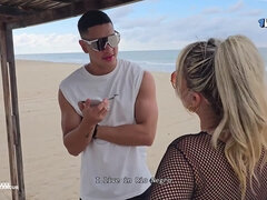 Grote kont, Blond, Sperma shot, Hardcore, Latijnse vrouw, Buiten, Openbaar, Ruw