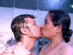 Asiatique, Salle de bains, Belle grosse femme bgf, Gros cul, Grosse bite, Gros seins, Hard, Hd