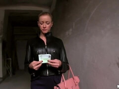 18, デカ尻, デカチン, デカパイ, バック, お金, ティーン, オッパイの