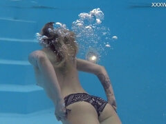 Amateur, Rubia, Fetiche, Novia, Hd, Tetas naturales, Solo, Bajo el agua