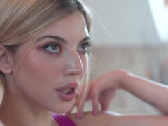 Chica, Culo grande, Semen en la boca, Pajear, Orgasmo, Pequeña, Sexo fuerte, Tetas