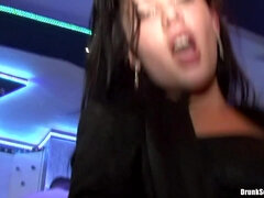 Blond, Gek, Dronken, Groep, Hardcore, Orgie, Rijden, Slet