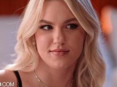 Sucer une bite, Gode, Poilue, Embrassement, Lingerie, Fessée, Strapon, Jouets