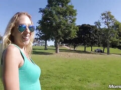 Enthousiasteling, Blond, Hd, Moeder die ik wil neuken, Moeder, Buiten, Gezichtspunt, Kut duiken