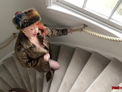 Grote kont, Grote mammen, Ondergoed, Masturbatie, Rijpe lesbienne, Kut duiken, Roodharige vrouw, Speelgoed