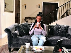 舐める尻, ベッドルーム, 黒人, 茶髪の, キス, レズビアン, ガリガリ, タトゥー