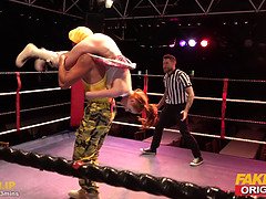 フェラチオ, イギリス人, 気狂い, Hd, 自然山雀, 乳首, ティーン, レスリング