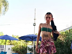 アジア人, デカチン, フェラチオ, 足, フェティッシュ, フィリピン女性, 足フェチ, タトゥー