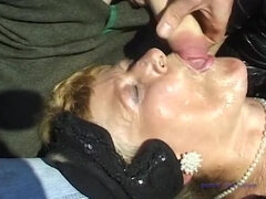 Belleza, Bukkake, Granja, Grupo, Alemán, Abuelita, Al aire libre