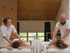 Couple's massages are usually more satisfying for the GFs