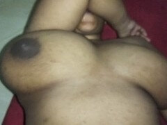 18 ans, Tante, Bisexuelle, Doigter, Fait maison, Indienne, Lesbienne, Maman