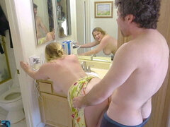 Cuarto de baño, Verga grande, Rubia, Corrida, Corridas faciales, Gay, Natural, Tetas naturales