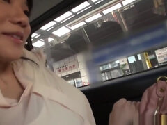 Leie, Asiatisch, Arsch, Auto, Kehlenfick, Hd, Japanische massage, Milf