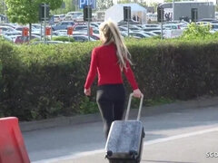 Lieveling, Blond, Brits, Sperma in gezicht, Hardcore, Moeder, Openbaar, Realiteit