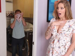 Grosser arsch, Grosser schwanz, Grosse titten, Blasen, Hundestellung, Küche, Milf