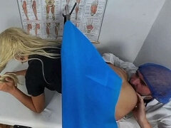 18 años, Belleza, Médico, Examen, Inocente, Flaco, Chorro, Uniforme