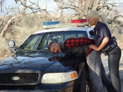 Gros cul, Blonde, Voiture, Faciale, Léchez, Masturbation, Police, Uniforme