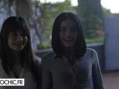 Chica, Belleza, Morena, Linda, Cocina, Natural, Tetas naturales, Tetas