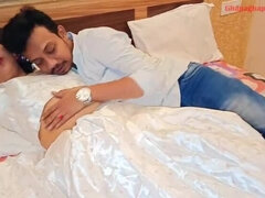 18, カップル, 指いじり, ホテル, キス, 淫乱熟女, 母, 義母