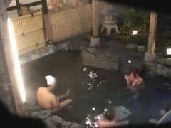 Большие сиськи, Грудастые, Смазливые, Фетиш, Японки, На публике, Киски, Сиськи