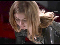 Futanaria, Latex, Masturbatie, Mager, Voorbinddildo, Tieten likken, Speelgoed