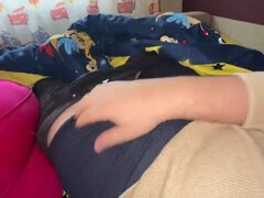 Sucer une bite, Brunette brune, Couple, Tir de sperme, Branlette thaïlandaise, Hd, Fait maison, Nue