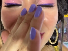 Enthousiasteling, Arabisch, Bruinharig, Dansen, Hd, Italiaans, Gezichtspunt