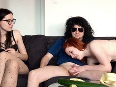 フェラチオ, フェムドム, 陵辱, 赤毛, フェラする, 三人