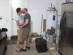 In den arsch, Grosser schwanz, Blasen, Besamung, Papi, Schwul, Handjob, Hd