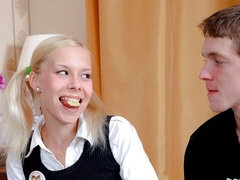 Grosser schwanz, Blondine, Blasen, Zierlich, Zopf, Muschi, Jungendliche (18+), Titten