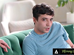 Gros seins, Sucer une bite, Compilation, Mère que j'aimerais baiser, Réalité, Espagnole, Belle mère, Adolescente